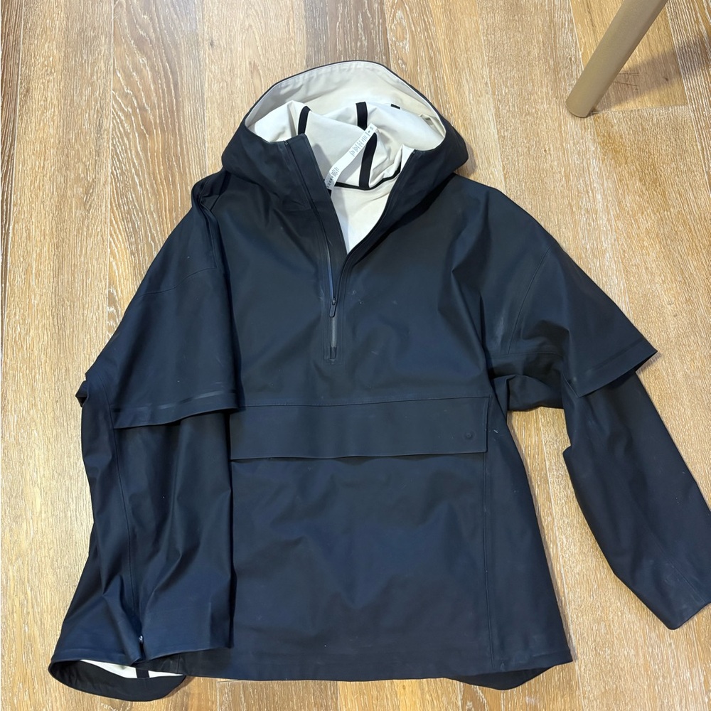 Black Lululemon Rain Jacket M/L